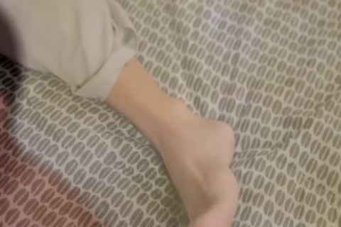 CodyCummings Bedtime suck' Data-max=