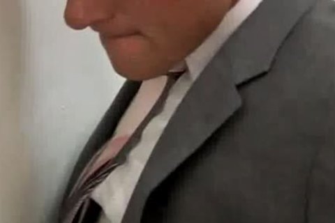 Executive Glory aperture III