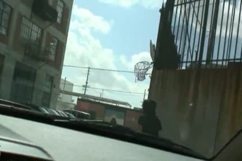 Dalive Is A lad Who Likes To Touch His 10-Pounder