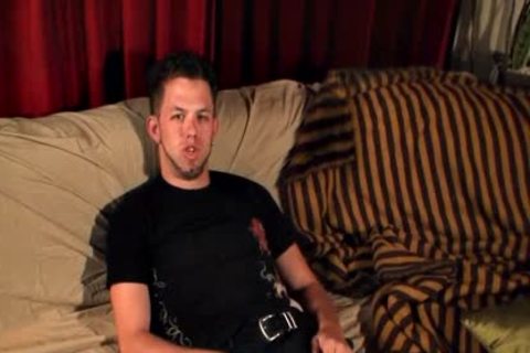 Tucker Jerks Off Until that chap Cums!