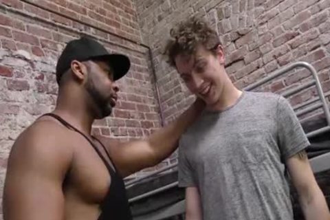 biggest black man plowing A Whiteboi In The