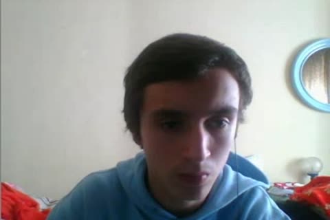 Bareback portuguese cumshot on webcam