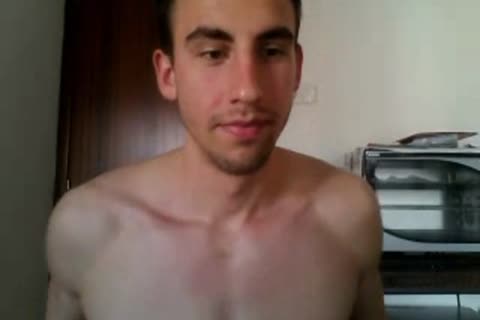 Italian twink,amazing Bubble ass,taut pretty gap