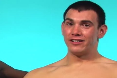 Shy Whiteboi Meets An Enourmous darksome penis