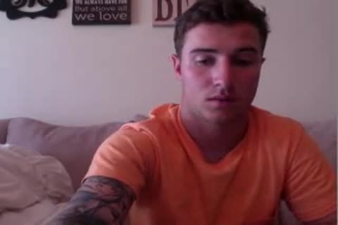 Muscle lad With Monster fat weenie On cam,lusty Bubble booty Too