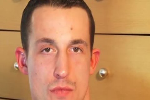str8 lad Found In A Gym Club, that guy gets Wanked His pecker By A lad On clip!