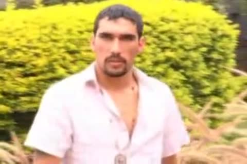 Two Mens poke Hard BB