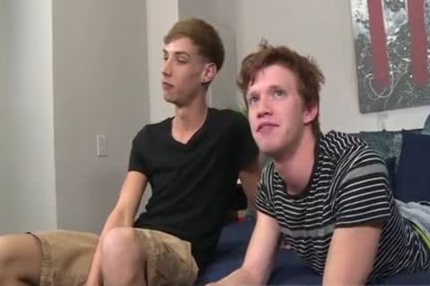 Jordan Thomas bangs Riler Davis