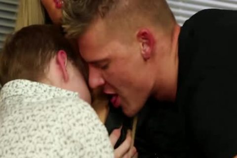 Bi Hunk unfathomable face holes 3some