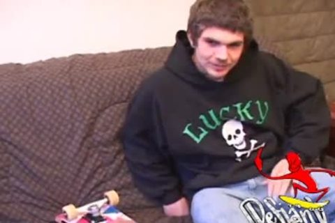 Gunner Raines Jerks Off