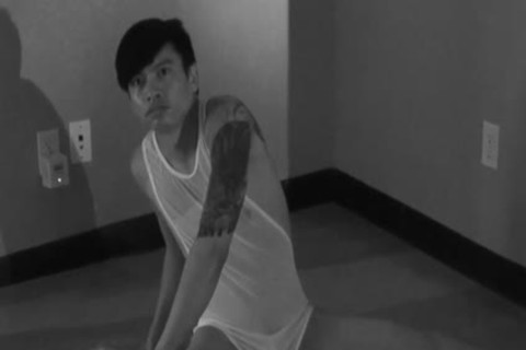 Bendy asian twink Stretch