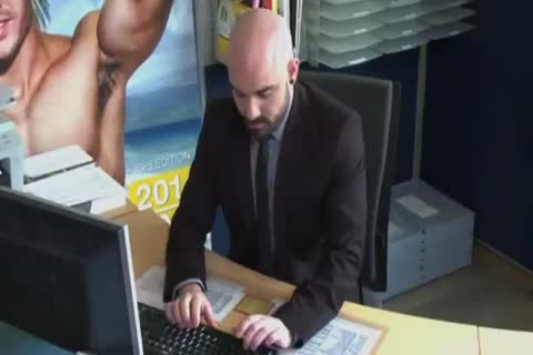 Adam Darcre And Matteo Valentine pound unprotected