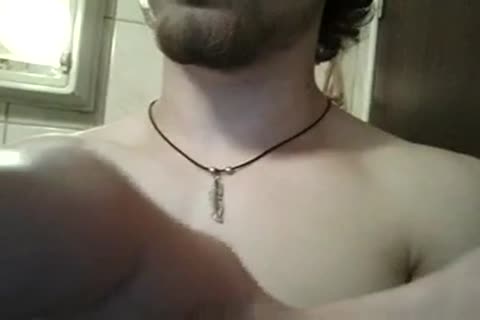 Fit guy cam Shows Off In His baths Jerkit.net