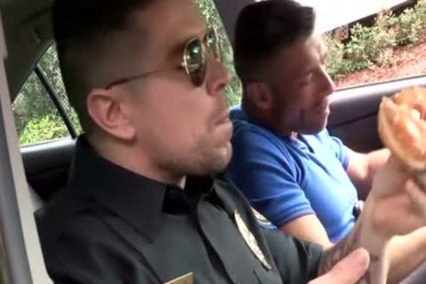 he really Know Show To Handle That schlong.