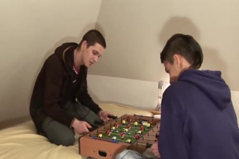 young Ron And Richard nail raw