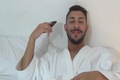 Thomas E Yago threeÂ° Parte