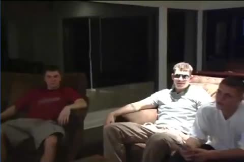 4 naughty US Soldiers