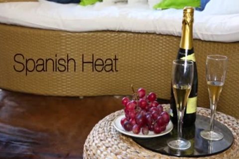 juicy large 10-Pounder Boyfriends