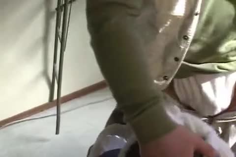 åˆºé’å·¥é ­åœ¨å·¥åœ°å¹¹æµæ°“å°å¼Ÿ