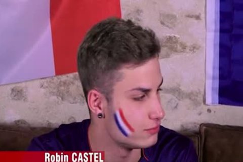 Celebratory Football nail