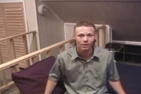 Straight teen Justin Beats Off