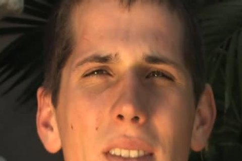 Stunt Racer Jacks Off 10-Pounder On dirt Bike