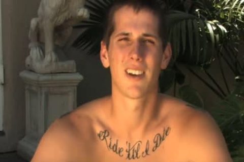 Stunt Racer Jacks Off 10-Pounder On dirt Bike