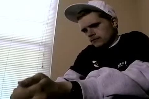 dilettante twink Bruce acquires A lengthy darksome penis In His wazoo