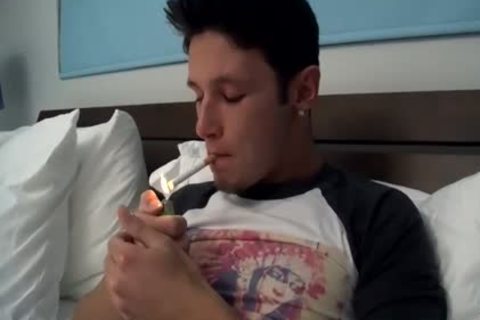 Damon Archer Fingers His Hungry wazoo whilst he jack off His bang