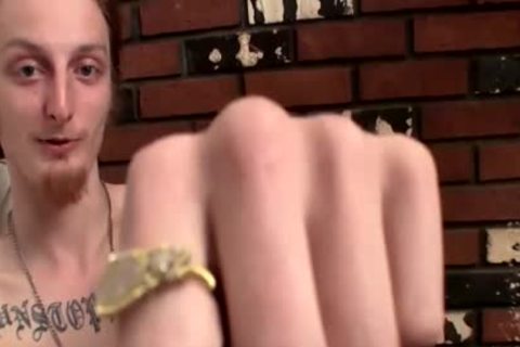 Kenneth Slayer Pumps A biggest Load Of sexy cum From His schlong