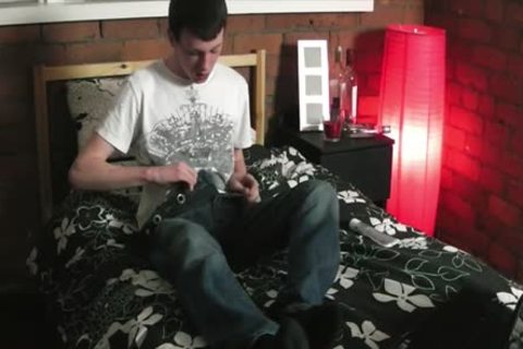 Spending The Day In daybed With College twink Beating Off