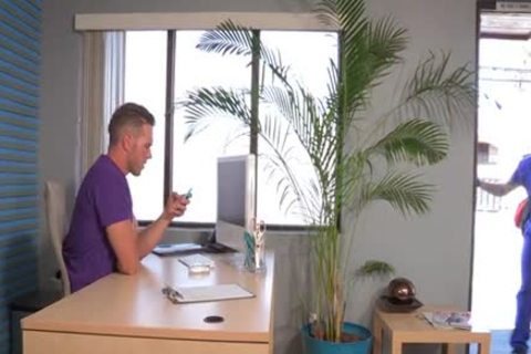 Chris Bines And Alex Mecum In deep Examination