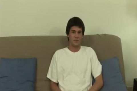 Young thai gay gets hardcore sex