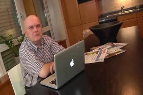 non-professional Housekeeping teen Sucks daddy knob As supplementary Service