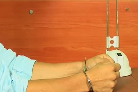 This Cop Knows How To Use His Authority