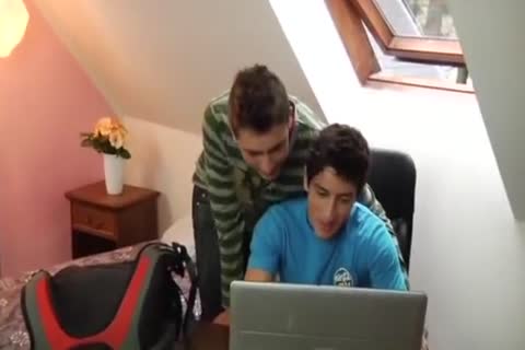 Roommates With Benefits