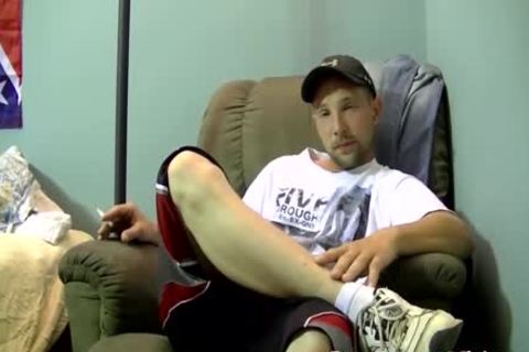 Billy Bob Wanks His wang before Spraying Out A Cumload