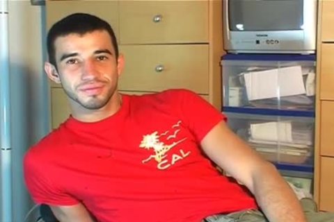 Fabrice, gracious Delivery lad At Your Service !