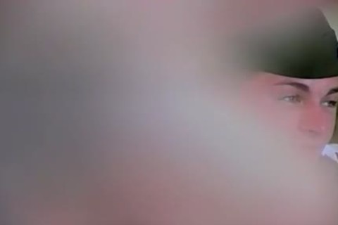 Cameron acquires That Army 10-Pounder - Cameron Daniels And Scott Cruise