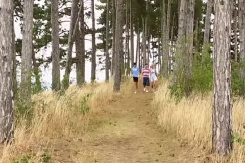 Slut receives hardcore sex