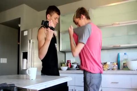 bare twink paramours Matthew And Tyler daybed pounding