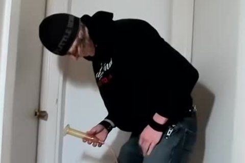 Fit teen Carl Alexander Has Some juicy Ways Of Jerking It