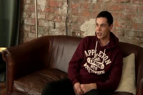 Justin Arrives To wank One Out - Justin Wood