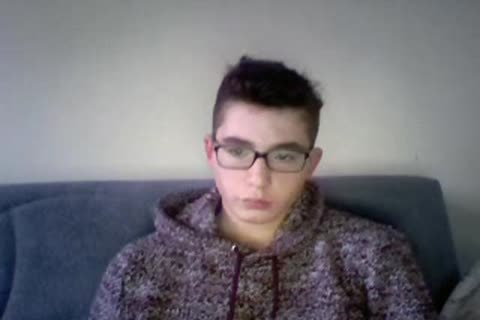 Belgium,girl With large 10-Pounder & nice anal On cam