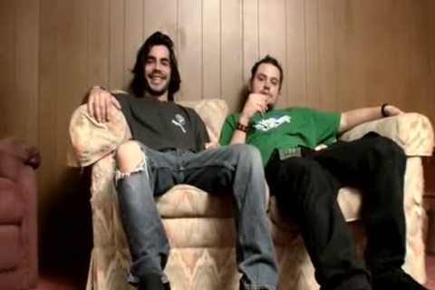 Rasta man sucking On A Stoner men Hard knob