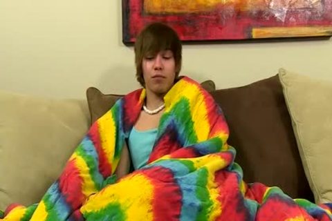 Emo teen Jacking Off His Uncut 10-Pounder And anal Dildoing