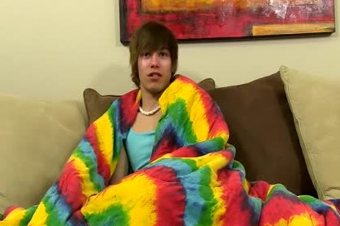 Emo teen Jacking Off His Uncut 10-Pounder And anal Dildoing