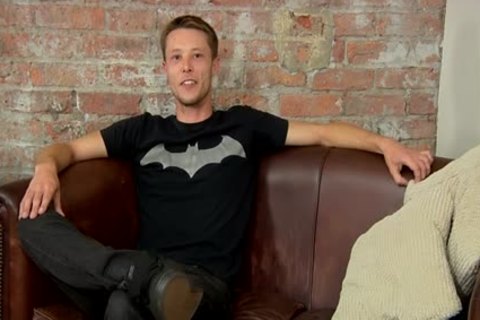 A enchanting Hunky recent homo chap stroking A Immense powerful 10-Pounder To sperm Blast