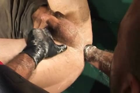 darksome Skinned Alley Der U-Bahn Fister(00h39m49s-00h56m51s)avi - BoyFriendTVcom