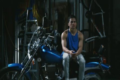 Latin homo Dp With sperm flow